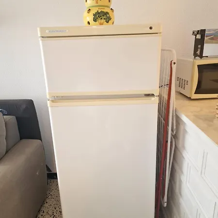 Apartament Karina Beach-6 *