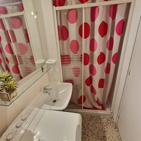 Karina Beach-6 Apartment Empuriabrava