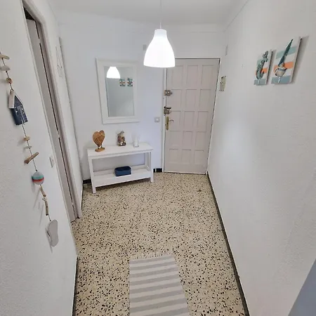 Karina Beach-6 Apartment *