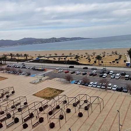 Karina Beach-6 Apartament *