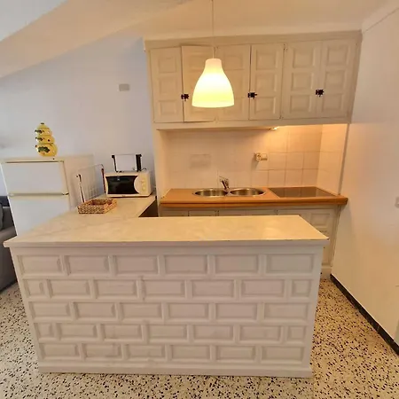 Karina Beach-6 * Empuriabrava